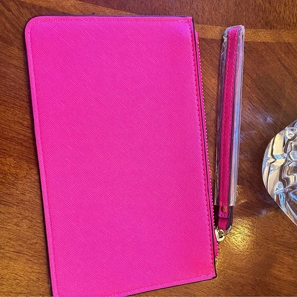 Kate Spade Pink Clutch/Wristlet 8” x 4 3/4” NWT - Picture 7 of 9
